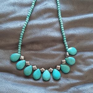 Gorgeous turquoise necklace